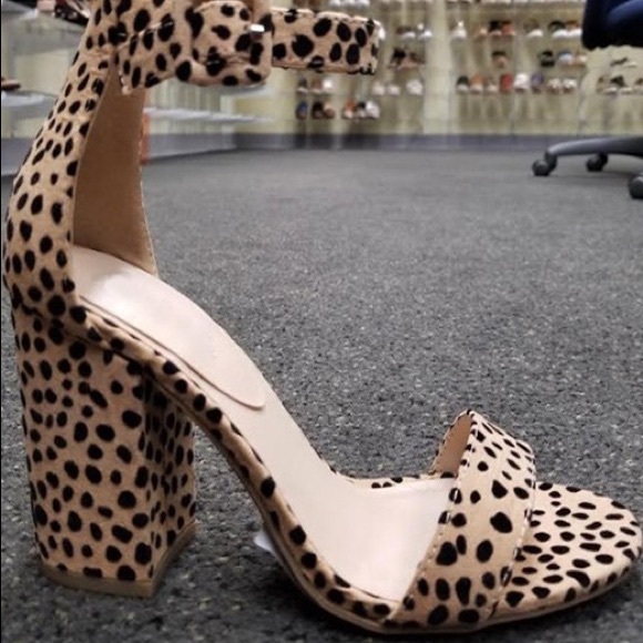 Cheetah Print block heel - Picture 5 of 7